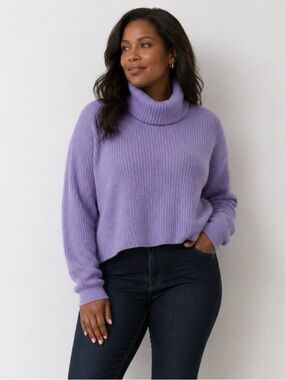 NWT Reformation Lucia pale lavender cropped turtleneck. Cashmere, Womens XL.